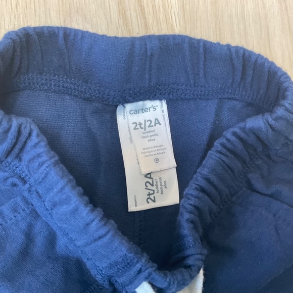 EUC Carter’s Toddler Boy Shorts - Picture 2 of 3